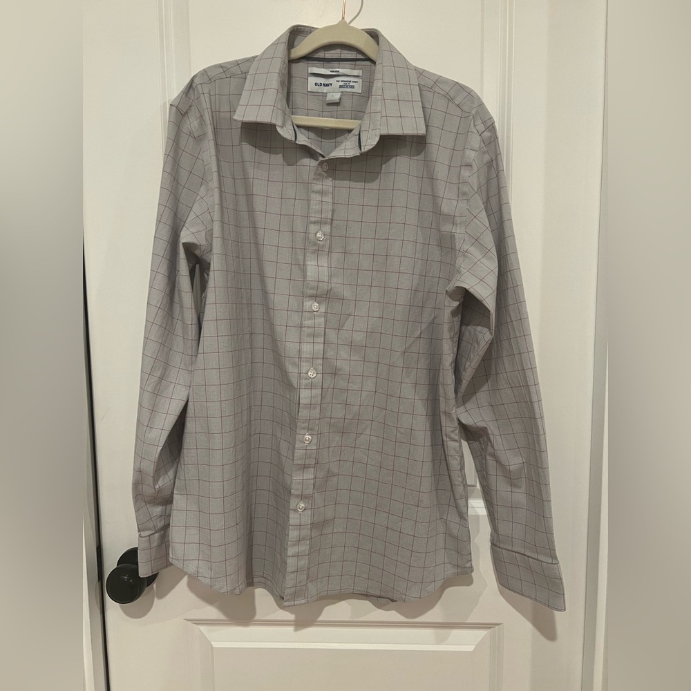 Old Navy Men's Gray and fuchsia Plaid Dress Shirt